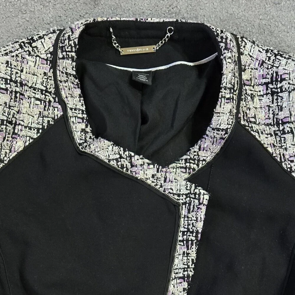 White House Black Market Black Contrast Tweed Trim Cropped Moto Jacket Pockets
